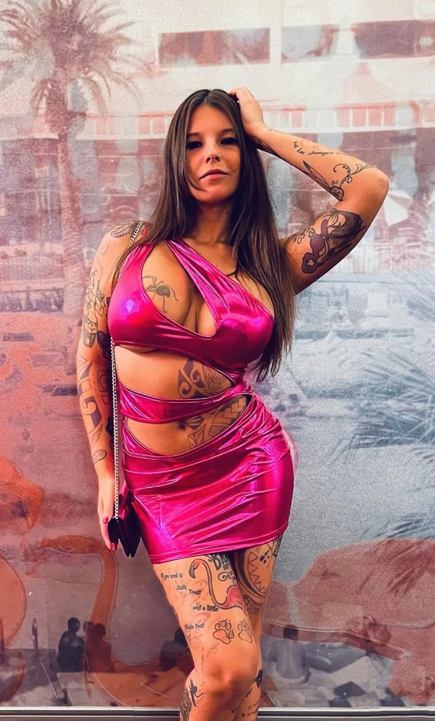Nicki Rampage photo 1 — Canadian, Brown