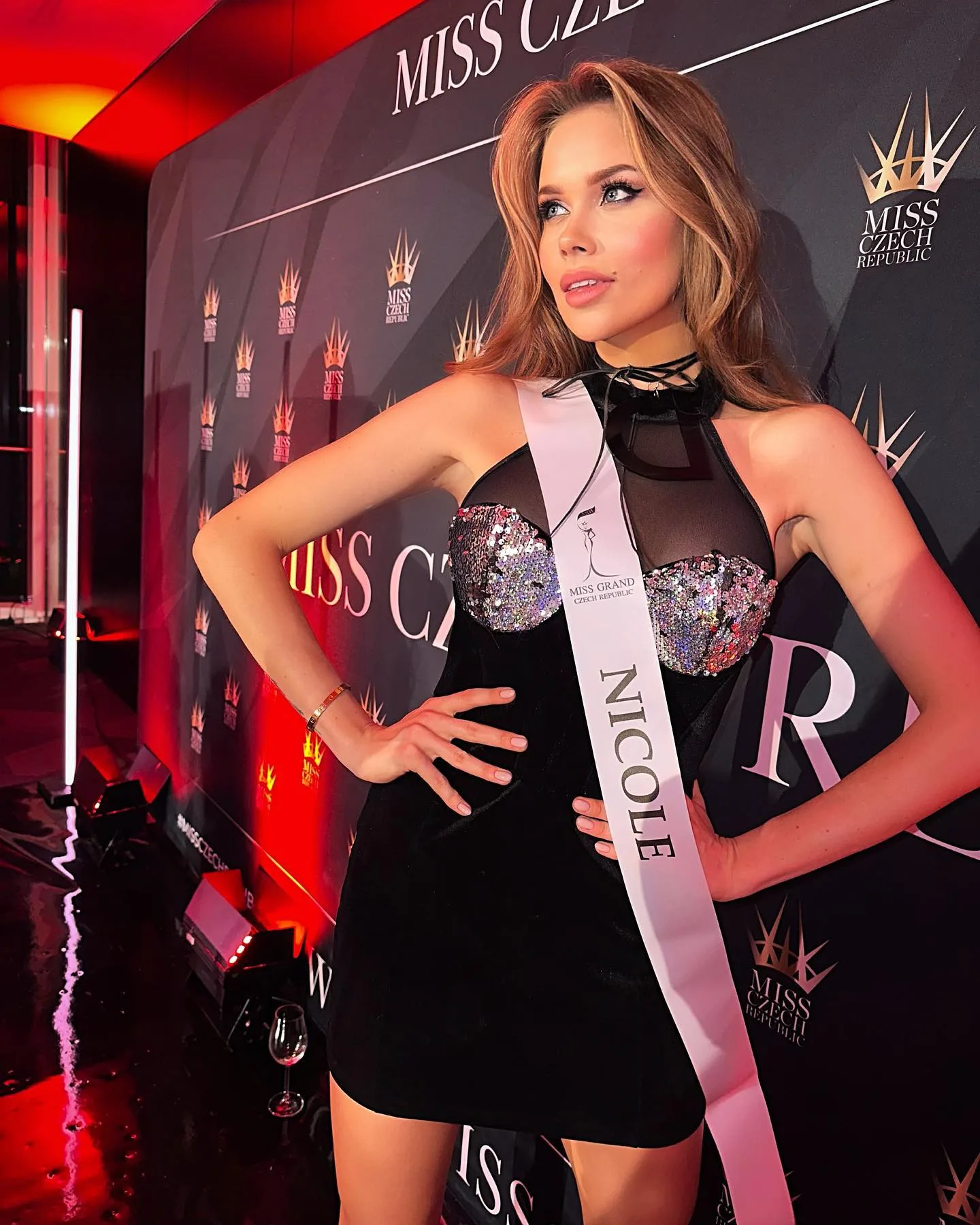 Nicole Ebnerova photo 5 — Caucasian, Author, Beauty pageant contestant (former), Business Woman, Model, YouTuber