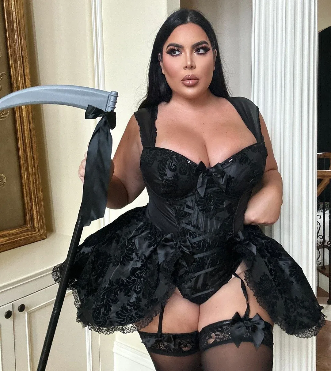 Nicole Nurko photo 5 — Mixed-race (primarily Latin), Influencer, Plus Size Model