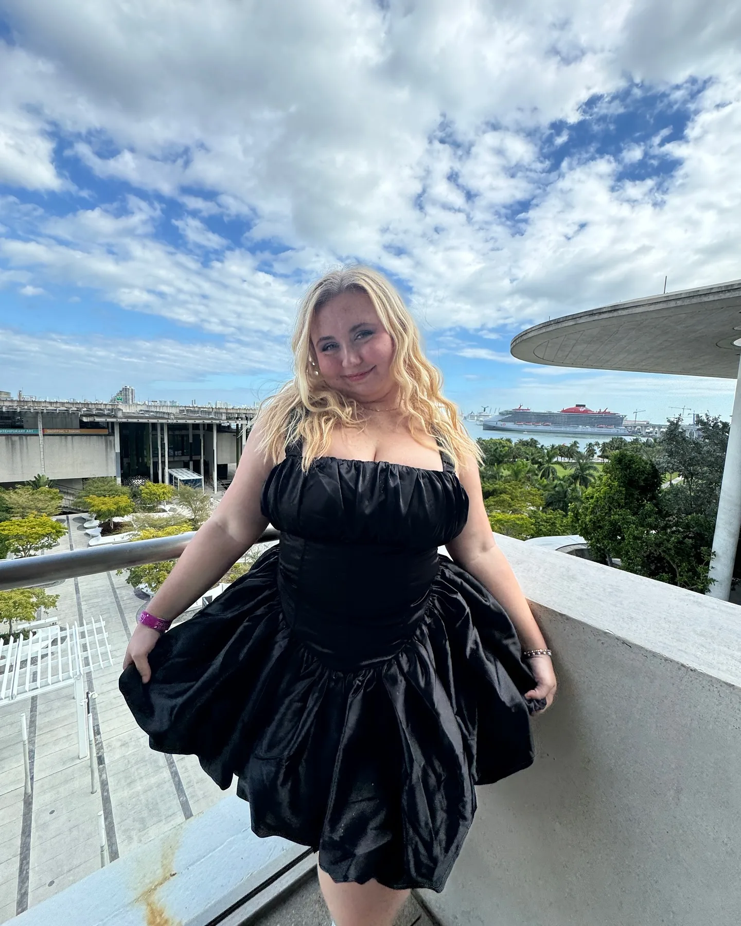 Niki Peacock photo 23 — Caucasian, Influencer, Plus Size Model