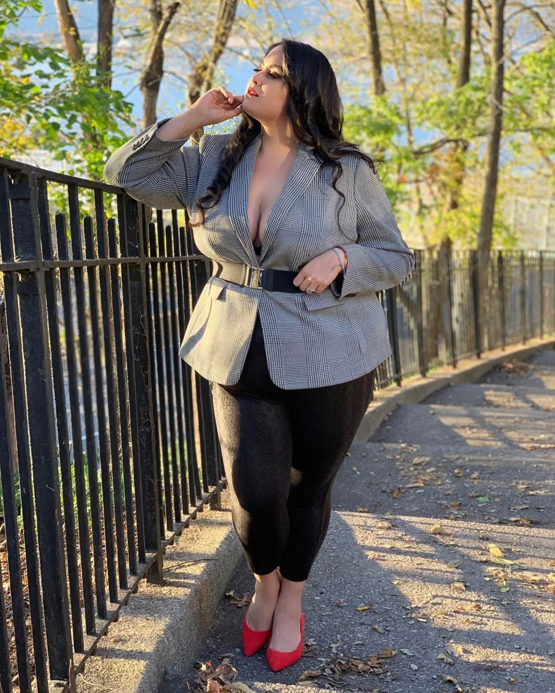 Nikki Apostolou photo 2 — BBW, Other