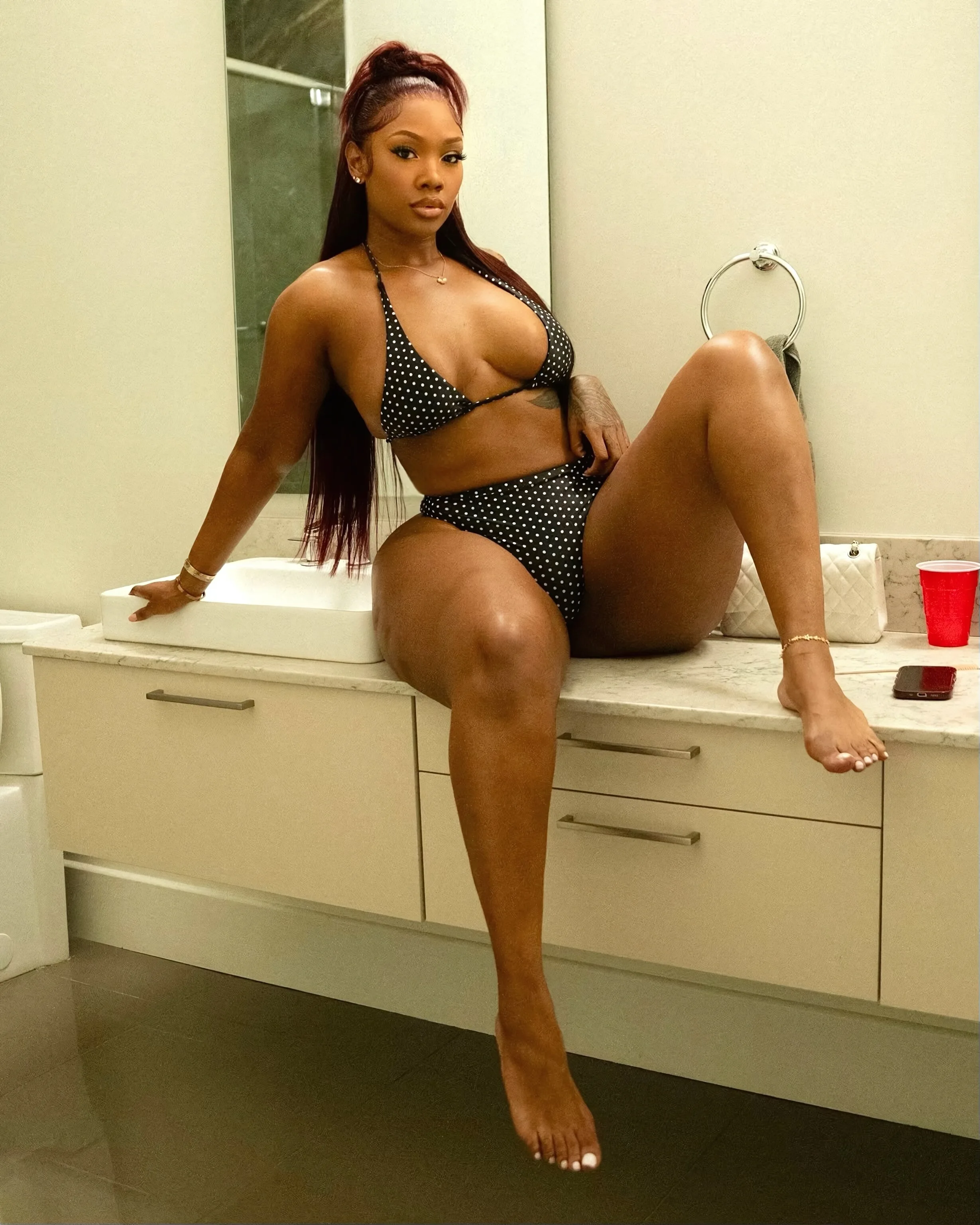 Nikki Nicole (Stylist) photo 14 — Black, BBW