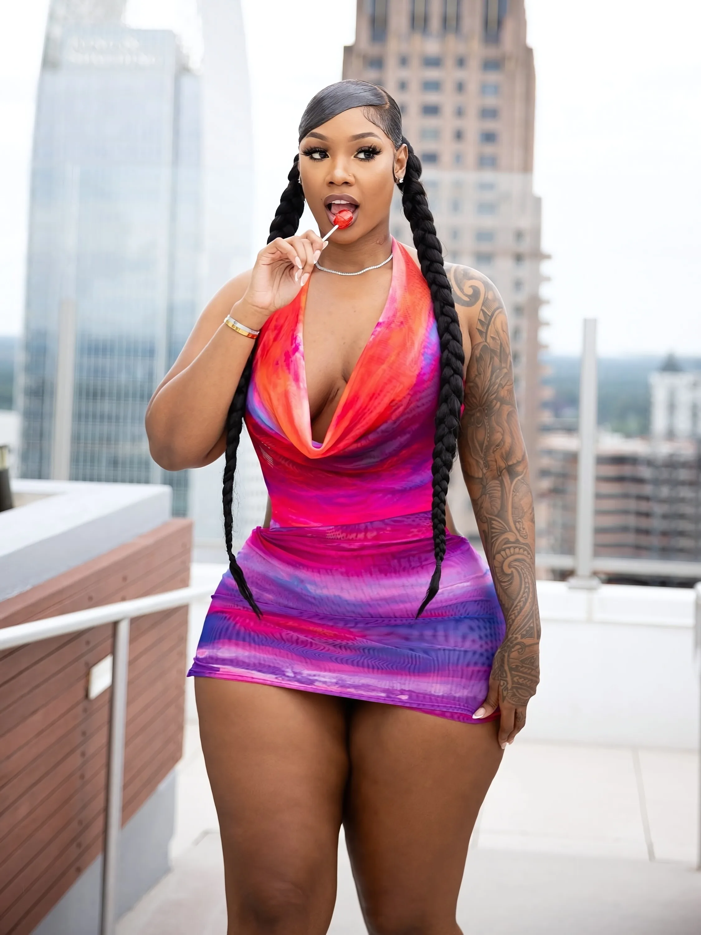 Nikki Nicole (Stylist) photo 15 — BBW, Brown