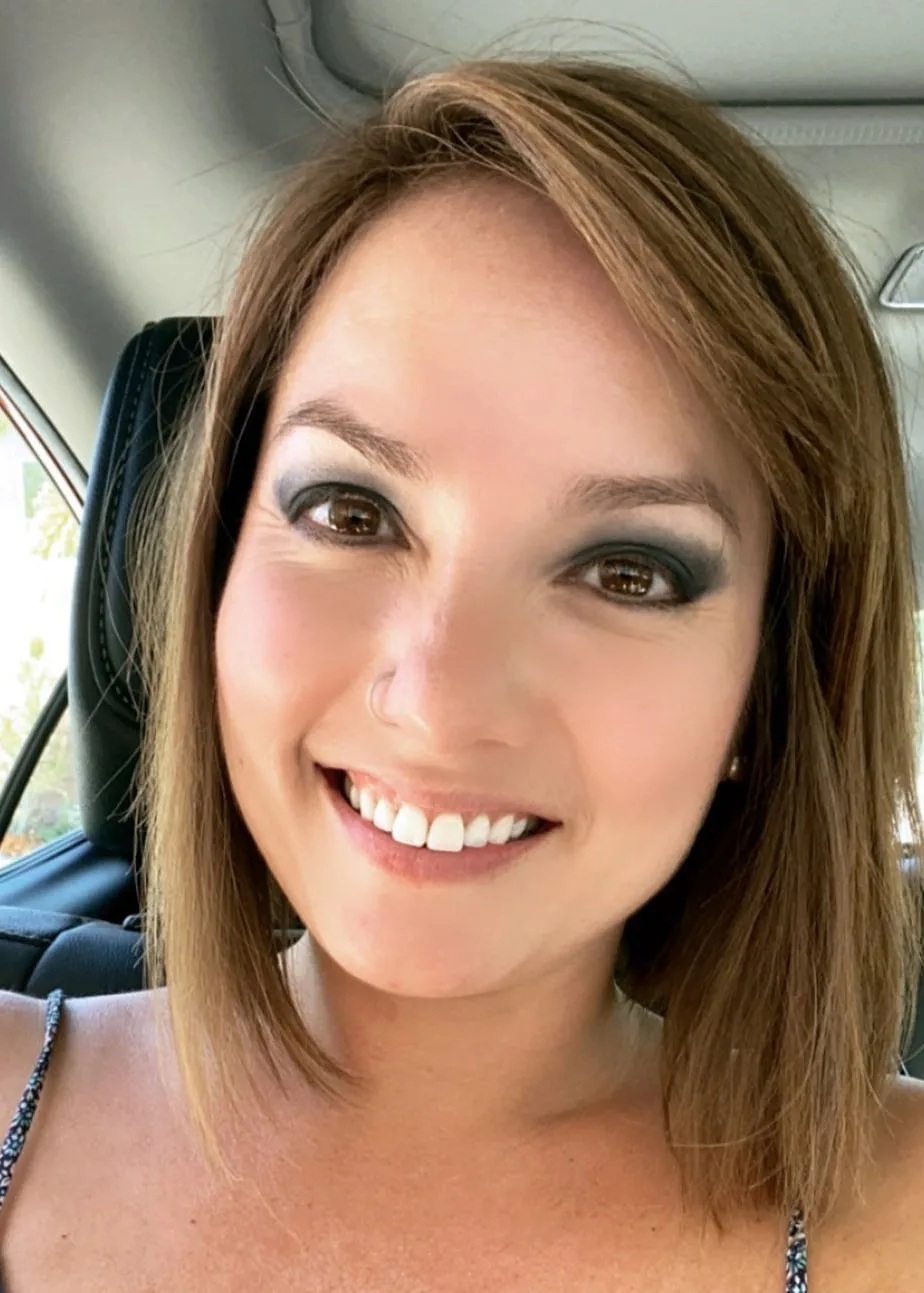 Nikole Mitchell photo 4 — Brown, Mixed-race (primarily Caucasian)