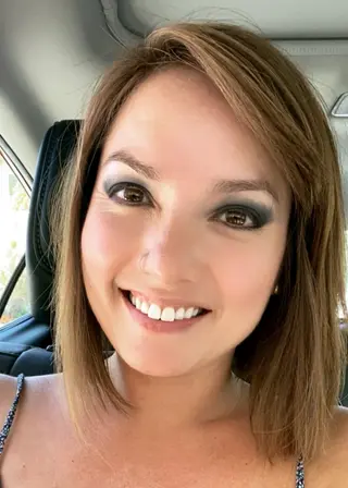 Nikole Mitchell photo 4 — Brown, Mixed-race (primarily Caucasian)