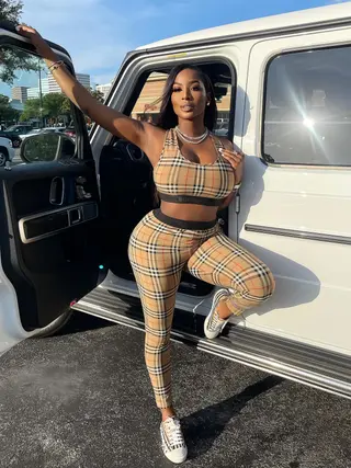 Nish Anisha photo 13 — Nigerian, Black