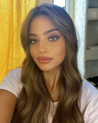 Noa Kirel photo 5 — Caucasian, Actress, Influencer, Military Personnel (former), Musician: Singer, TikTok Star, YouTuber