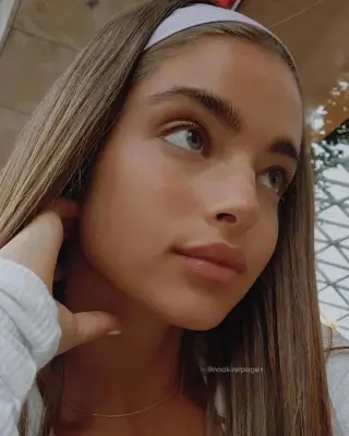 Noa Kirel photo 6 — Actress, Influencer, Military Personnel (former), Musician: Singer, TikTok Star, YouTuber, Israeli