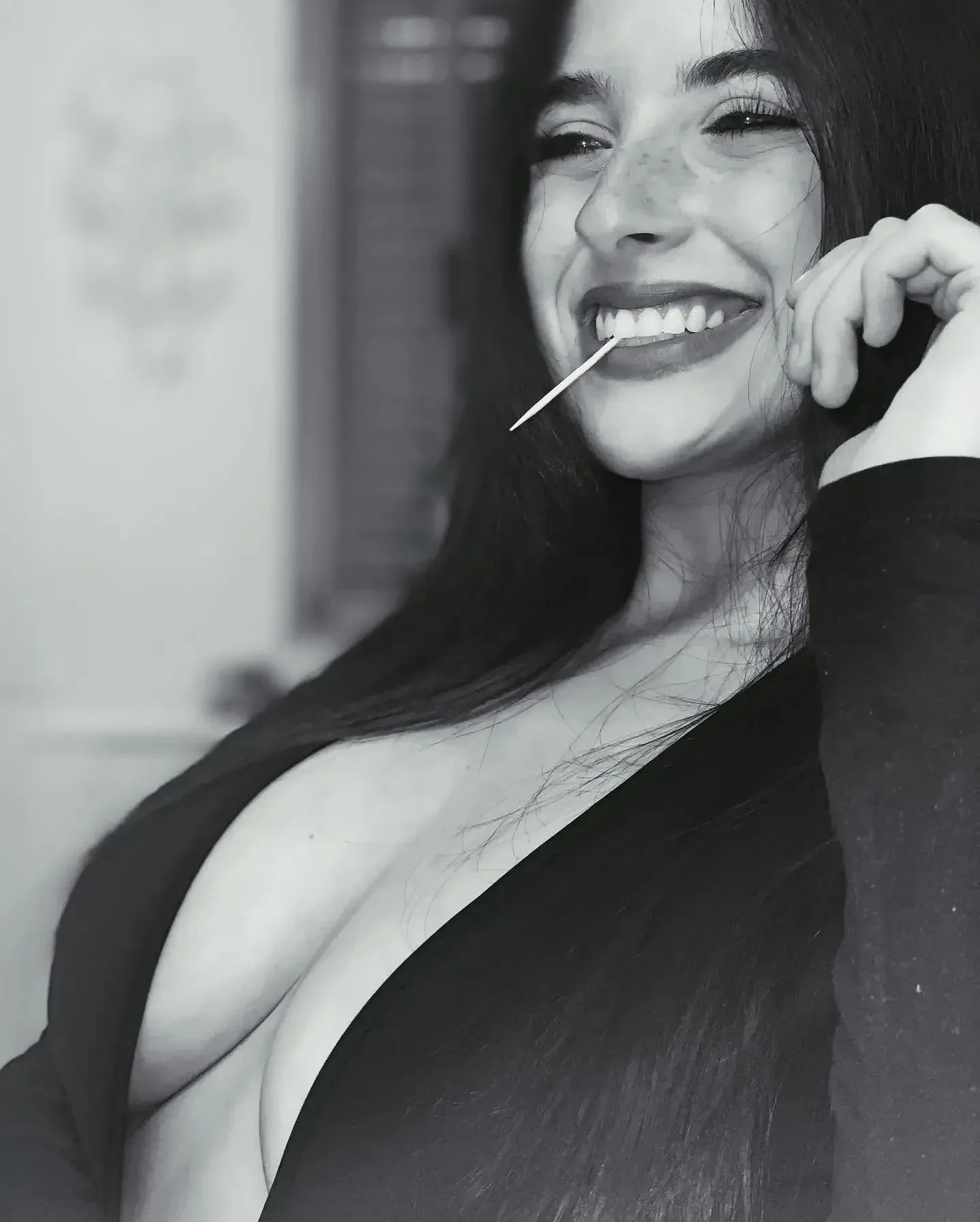 Noam Boosani photo 8 — Brown, Average
