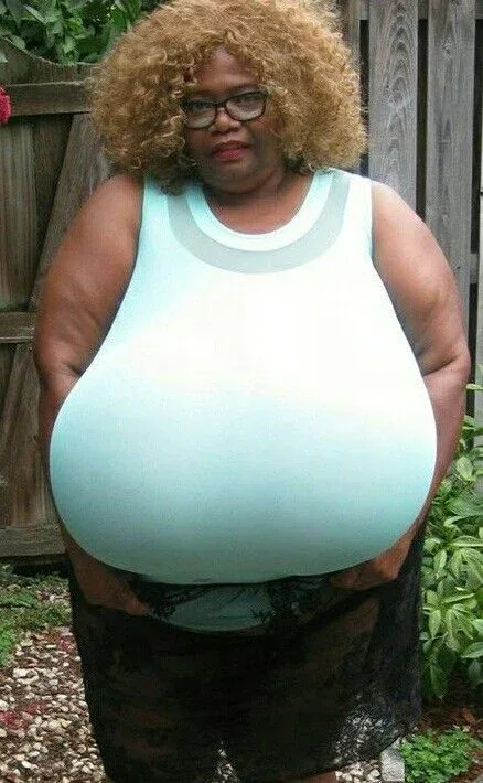 Norma Stitz — Adult Model, Plus Size Model, American