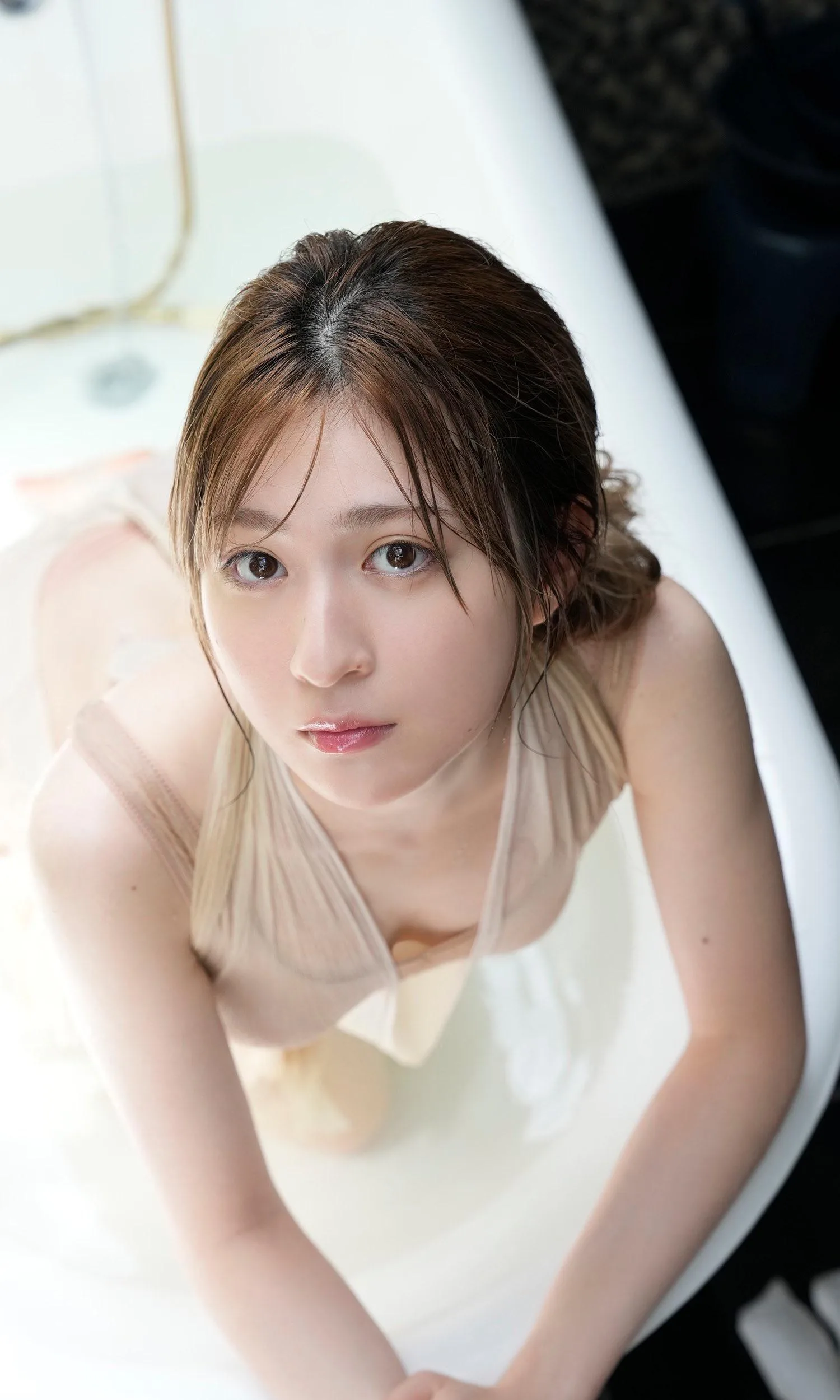 Nozomi Miyabe photo 4 — Actress, Gravure Idol, Model, Japanese