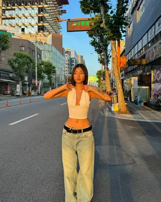 Oanh photo 3 — Asian, Influencer