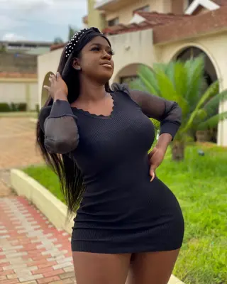 Obaayaa Jewel photo 5 — Black, Plus Size Model