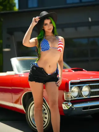 OhKayBunny photo 12 — Adult Model, Cosplayer, Digital Creator, Gamer, Influencer, TikTok Star, YouTuber, American