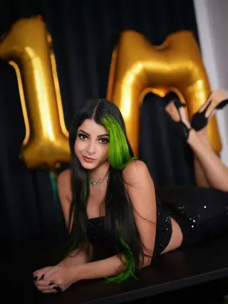 OhKayBunny photo 17 — Mixed-race (primarily Latin), Adult Model, Cosplayer, Digital Creator, Gamer, Influencer, TikTok Star, YouTuber
