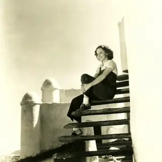 Olivia De Havilland photo 16 — American),  (British),  (French, Caucasian
