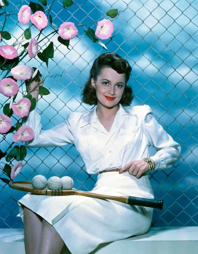 Olivia De Havilland photo 5 — Caucasian, Actress