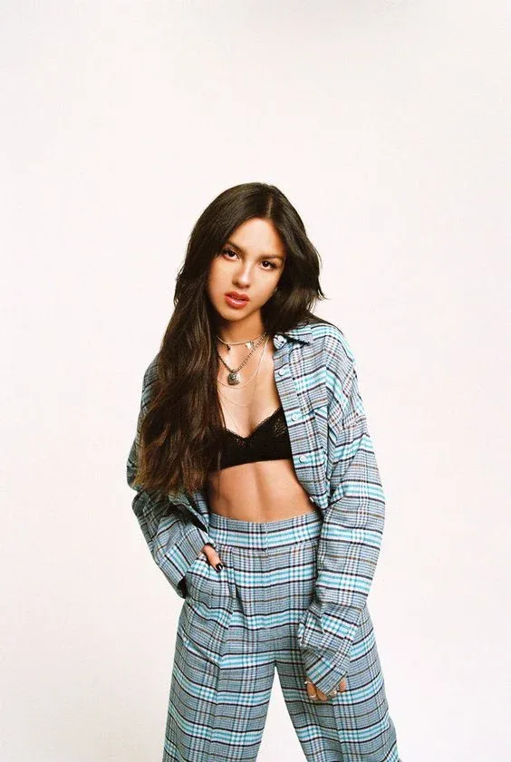 Olivia Rodrigo photo 10 — Brown, Mixed-race (primarily Asian)