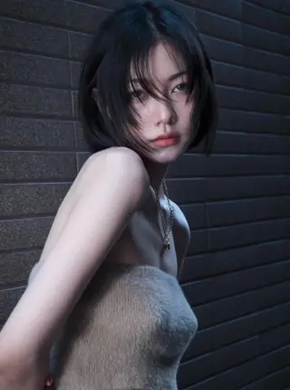Olivia Shu photo 8 — Black, Slim