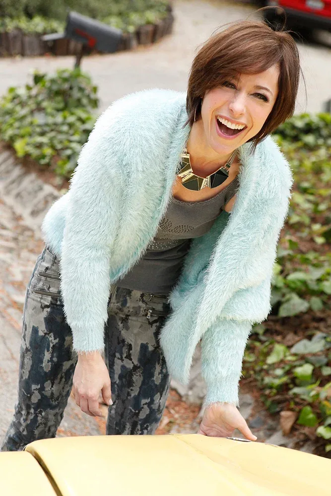 Paige Davis photo 12 — Slim, Green