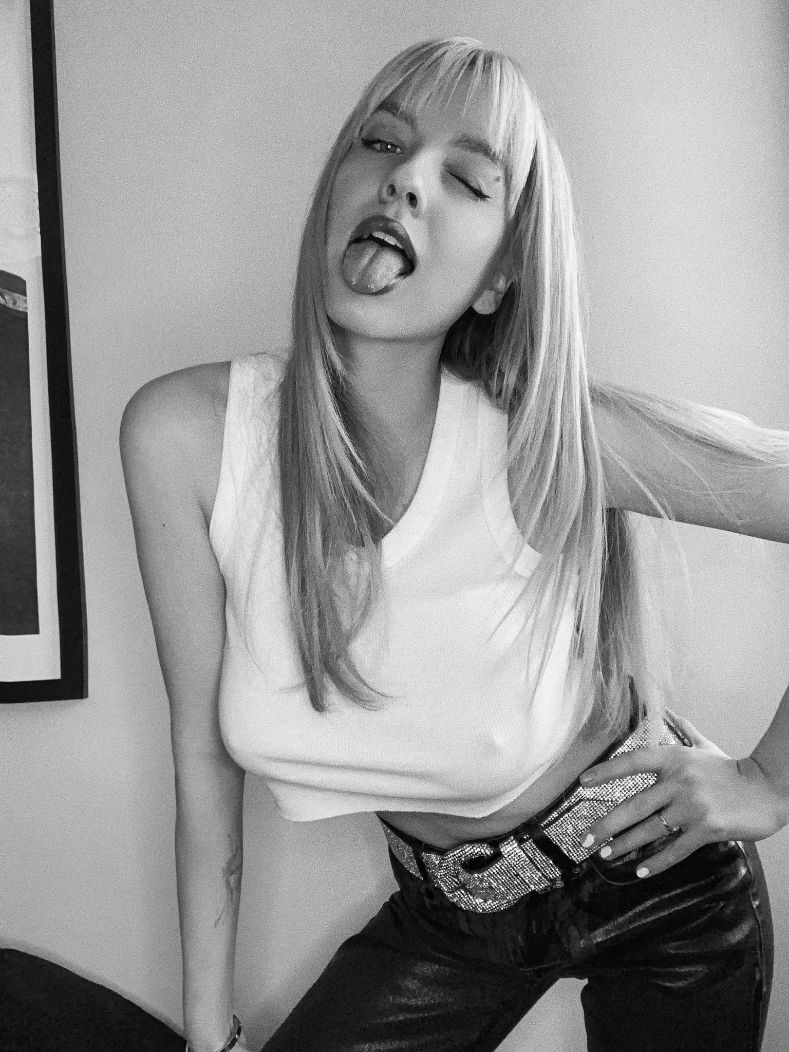Paige Duddy photo 4 — Green, Caucasian