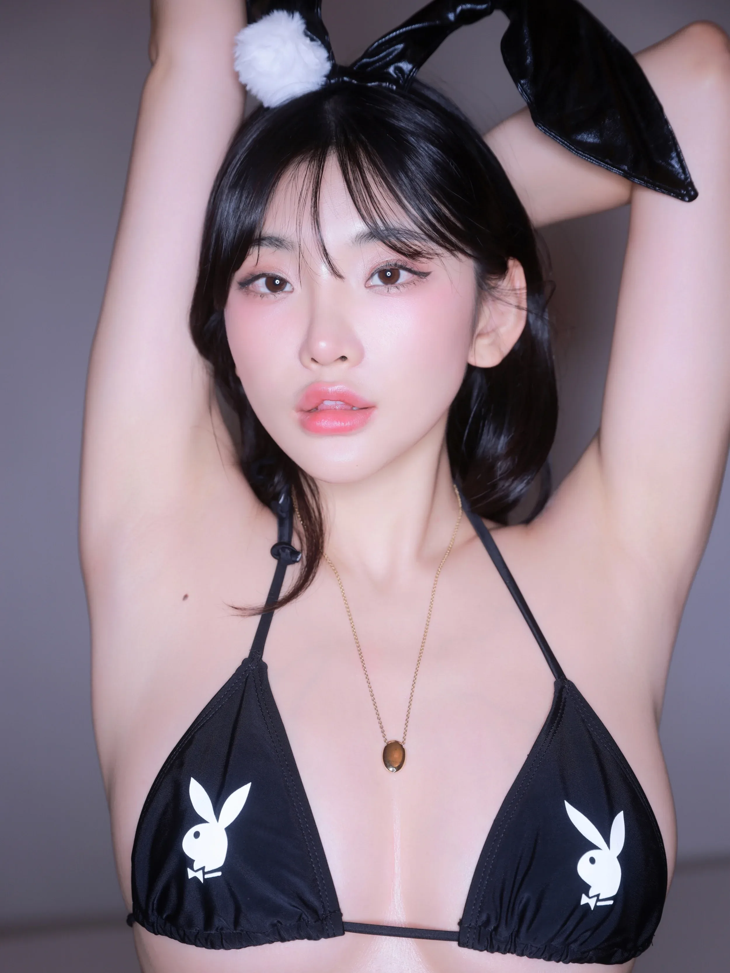 Park Su-la photo 4 — Brown, Asian