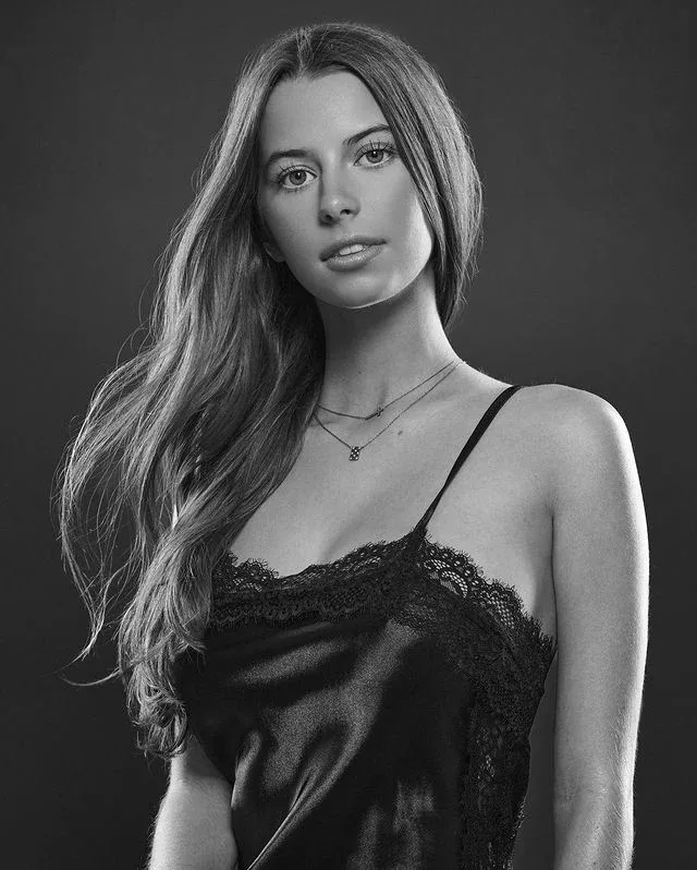 Parker Hines photo 3 — Slim, Green