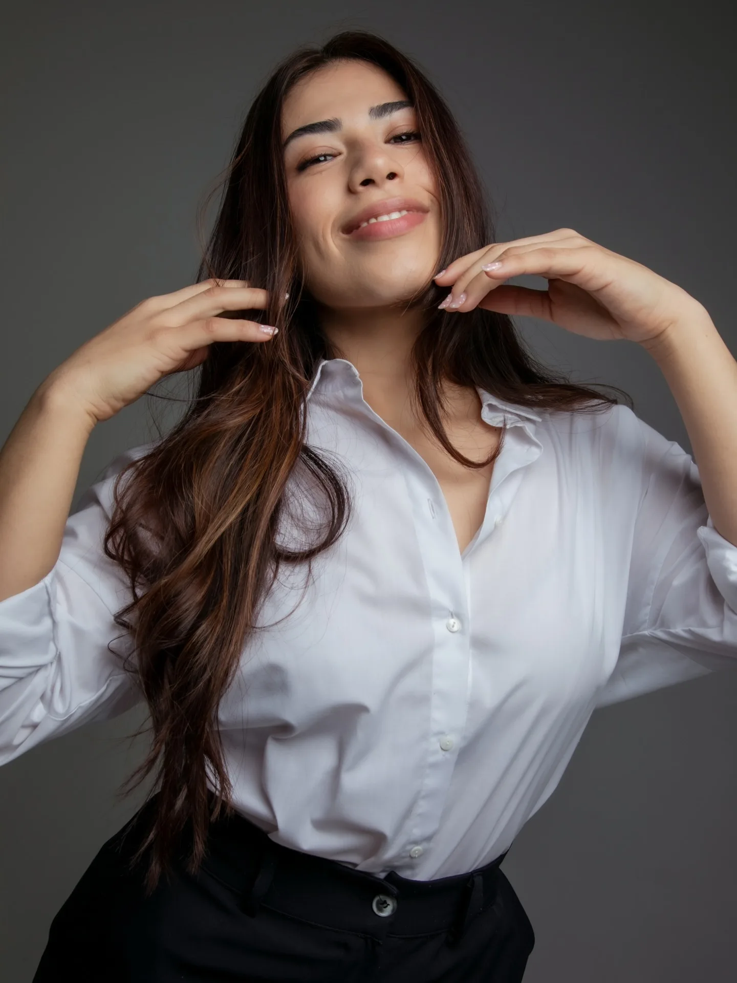 Paula Grimaldo photo 10 — Brown, Latin