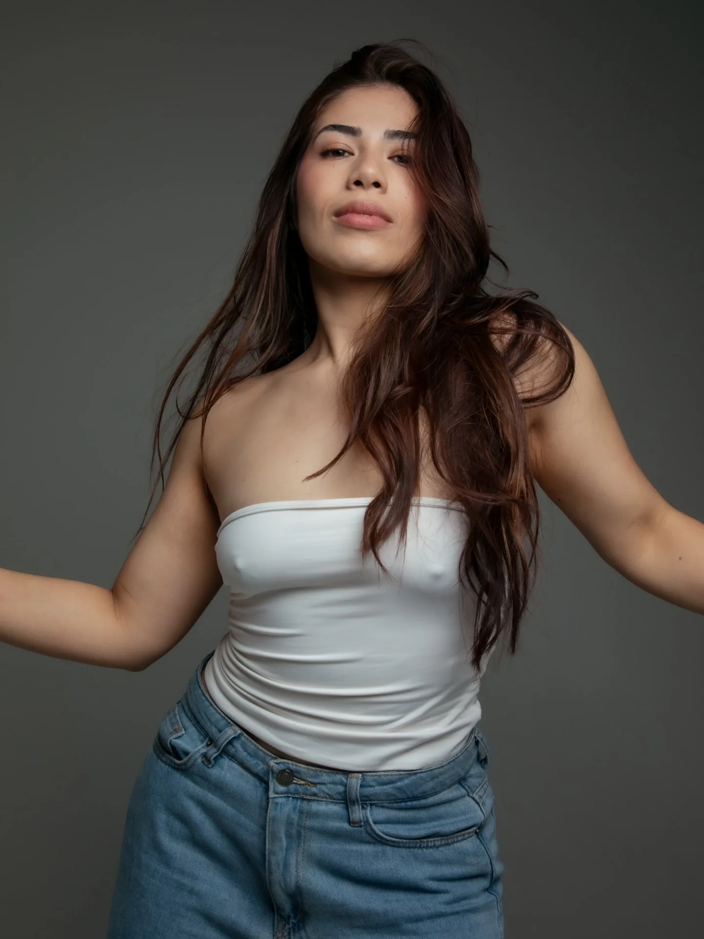 Paula Grimaldo photo 15 — Average, Brown