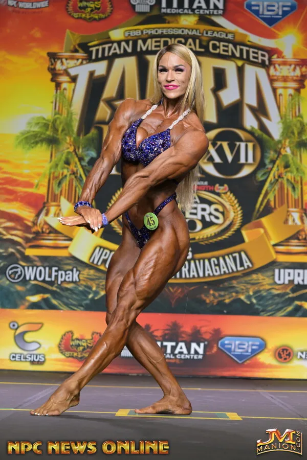 Paula Ranta photo 15 — Muscular, Green