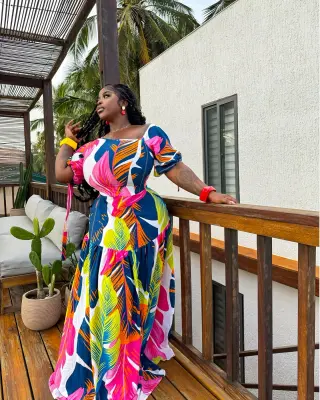 Peace Olayemi photo 6 — Plus Size Model, Nigerian
