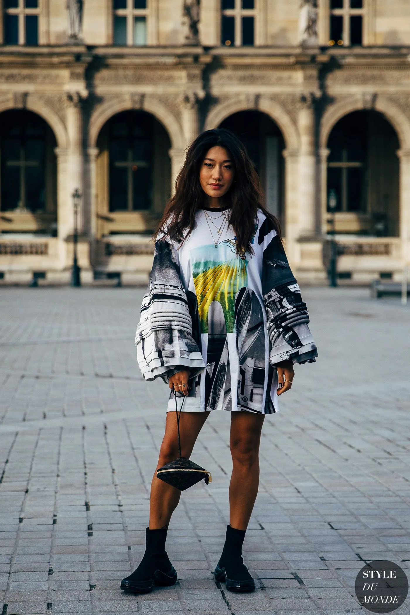 Peggy Gou photo 1 — South Korean, Black