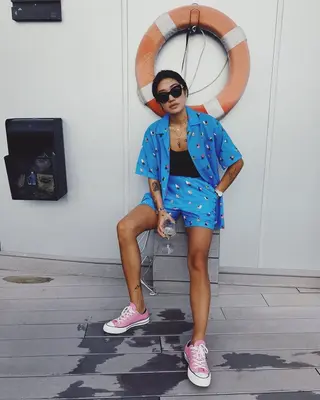 Peggy Gou photo 9 — Average, Brown
