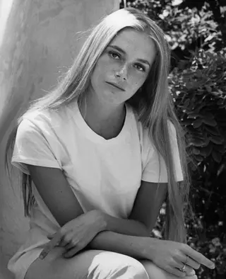 Peggy Lipton photo 5 — Actress (former), Model (former), Musician (former), American