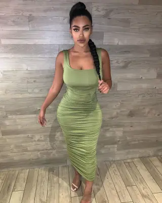 Phiaslay photo 5 — Mixed-race, Hooters Girl, Influencer