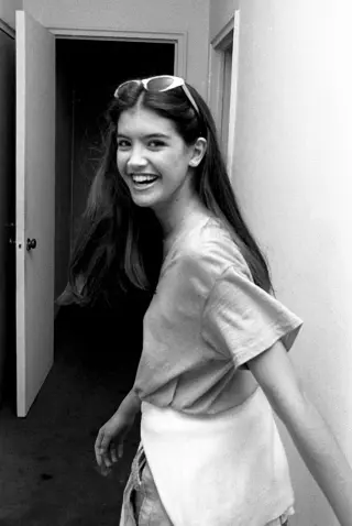 Phoebe Cates photo 5 — Mixed-race (primarily Asian), Actress (former), Model (former), Musician (former)