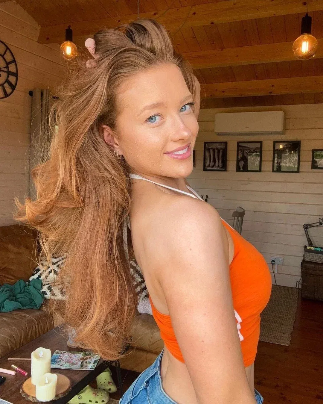 PhoebeIsGinger photo 10 — Blue, Caucasian