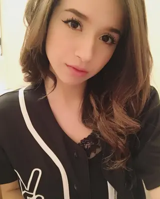 Pokimane photo 19 — Moroccan),  (Canadian, Brown
