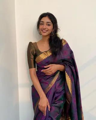 Preity Mukhundhan photo 1 — Indian, Black