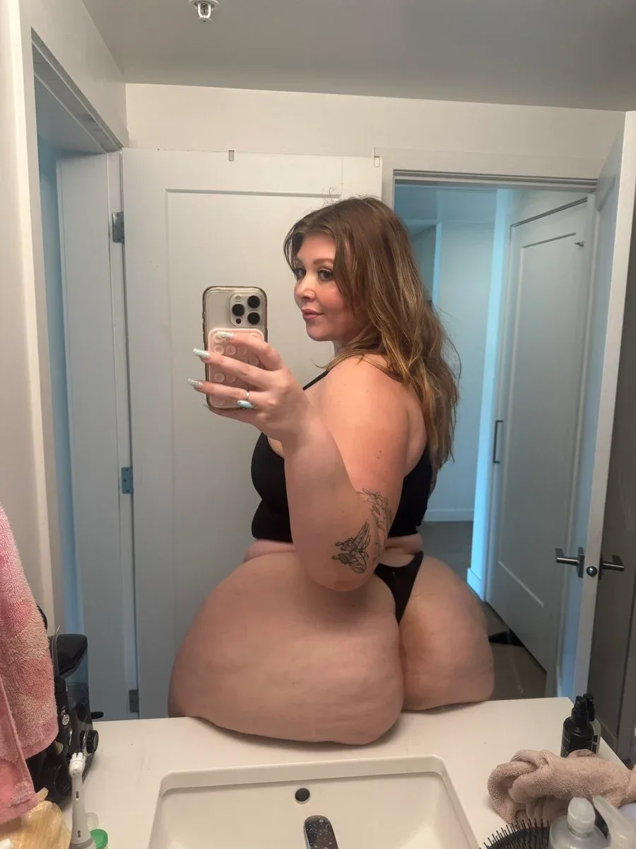 Princess Pear photo 5 — Caucasian, Influencer