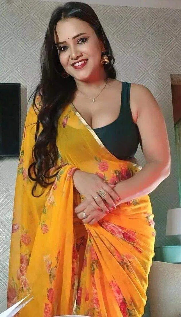 Priya Gamre photo 1 — Indian, Brown