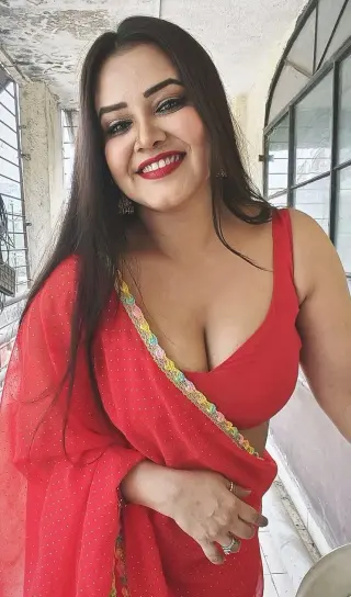 Priya Gamre photo 13 — Indian, Brown