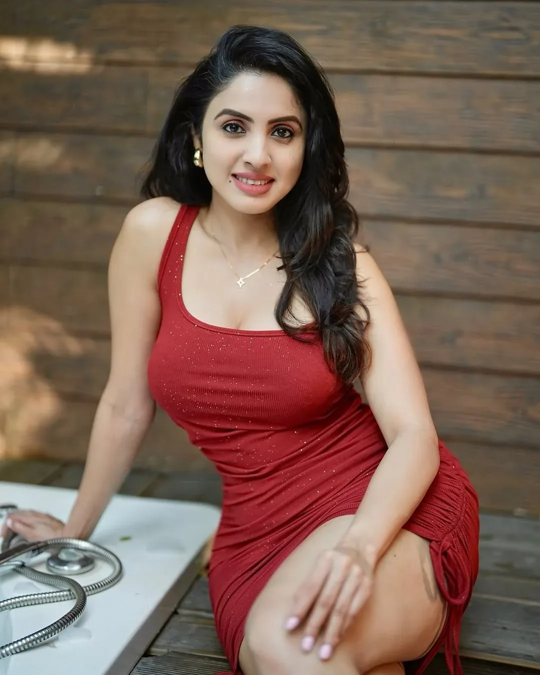 Priyanka Kholgade photo 19 — Indian, Black
