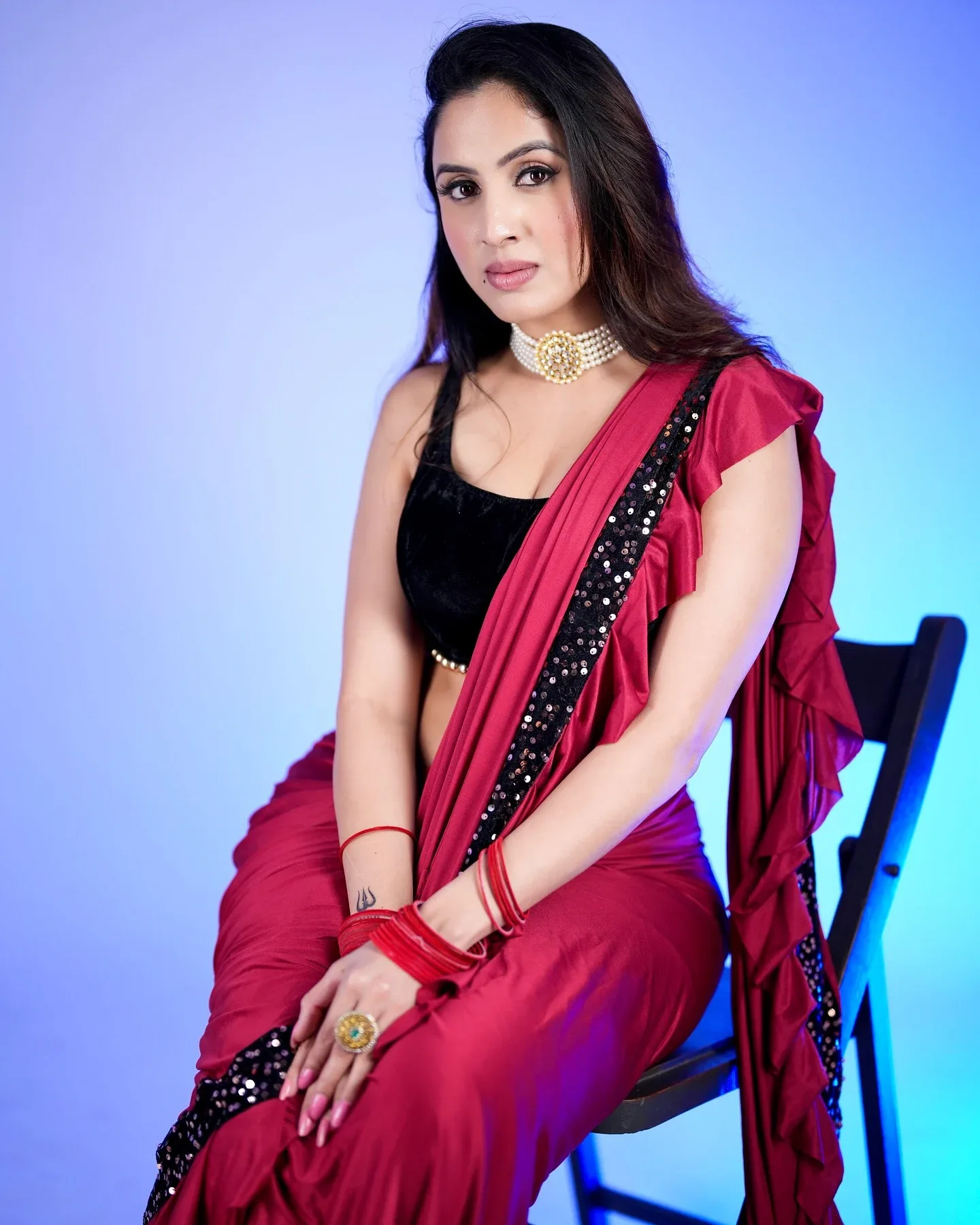 Priyanka Kholgade photo 2 — Black, Athletic