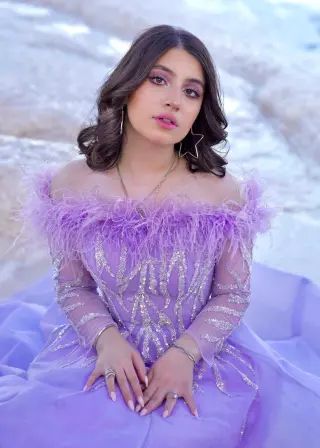 Qamar Altaey photo 1 — Iraqi, Black