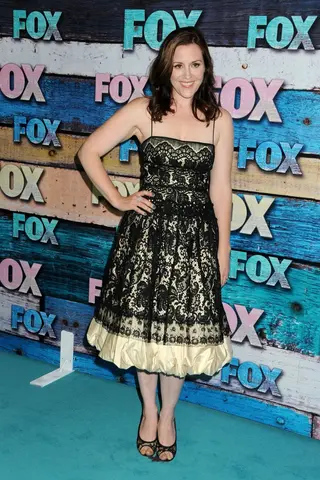 Rachael MacFarlane photo 2 — Black, Average