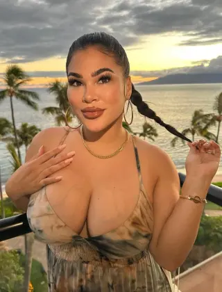 Rachael Ostovich photo 12 — Adult Model, Sportswoman: Mixed Martial Artist, American