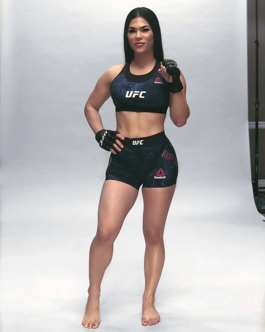 Rachael Ostovich photo 8 — Black, Athletic