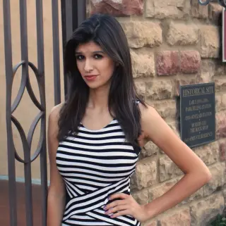 Rachel Blevins photo 3 — Brown, Latin