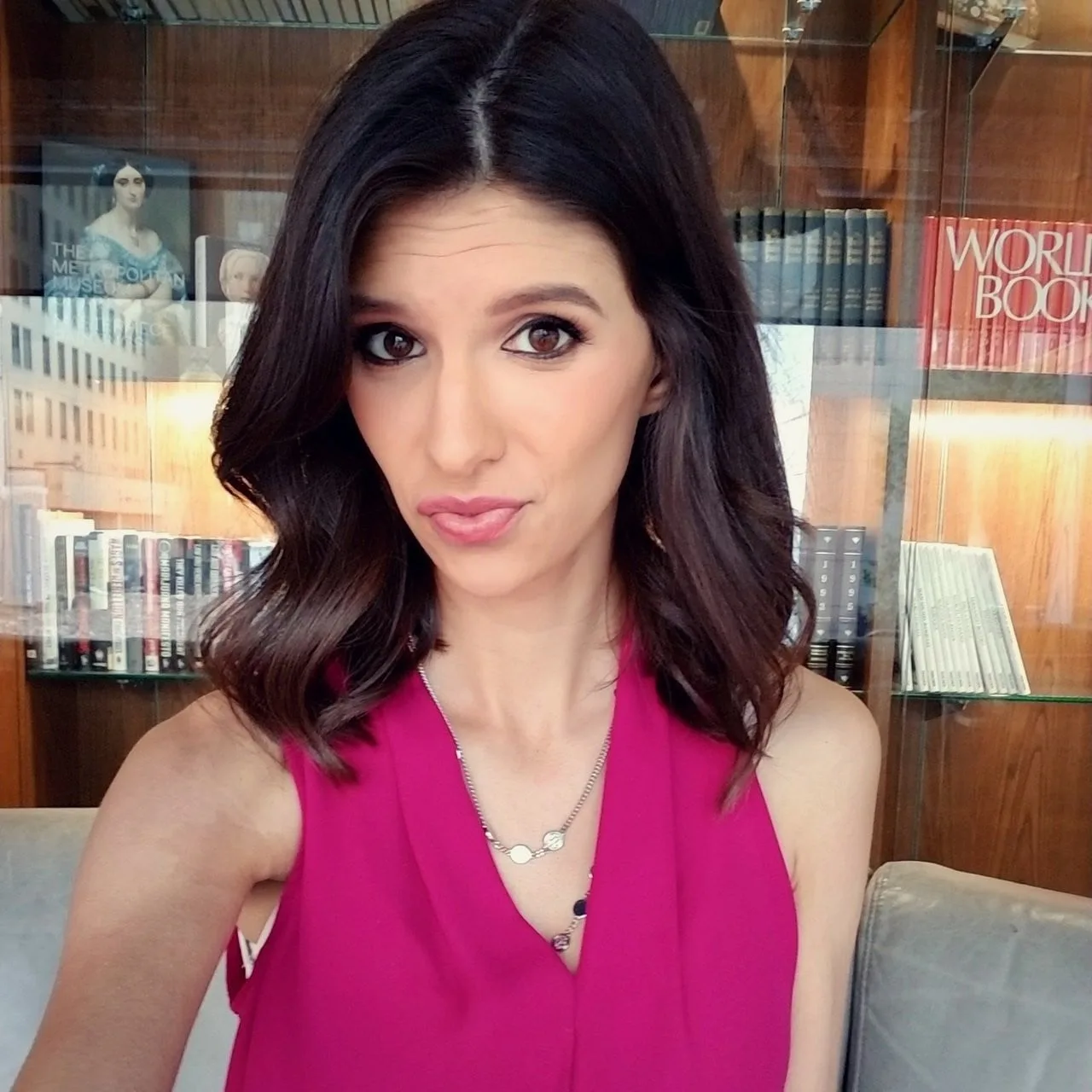 Rachel Blevins photo 4 — Latin, Journalist